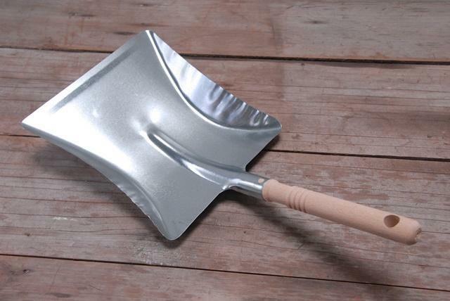 Dust Pan - Galvanised