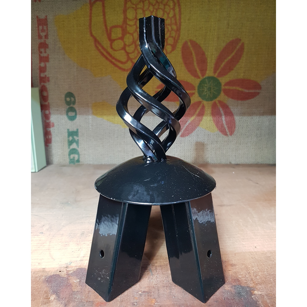 Iron Garden Finial - Spiral Top