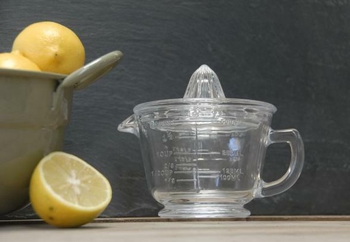 [HIEGJ] Citrus Juicer and Measuring Jug