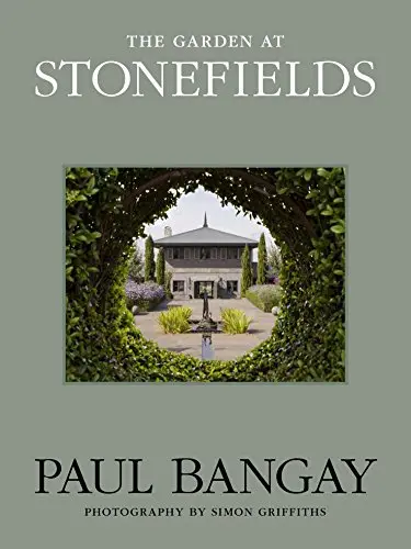 [9781920989637] The Garden At Stonefields - Paul Bangay